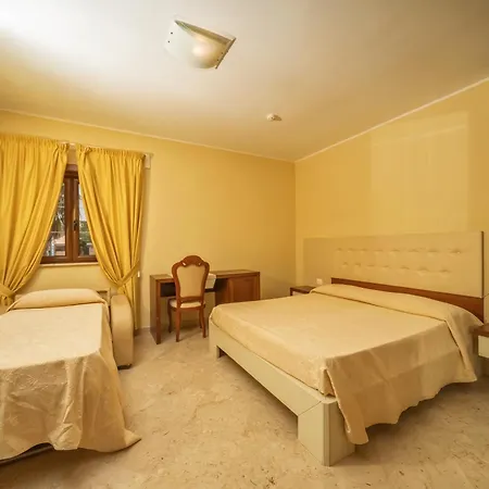 茵索尼娅酒店 阿格罗波利