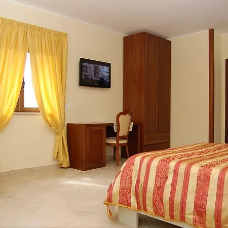 酒店 茵索尼娅酒店