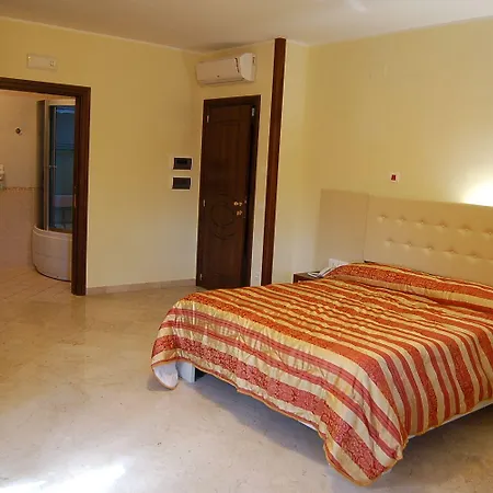 茵索尼娅酒店 阿格罗波利