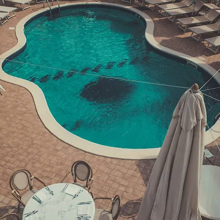 酒店 茵索尼娅酒店 3*